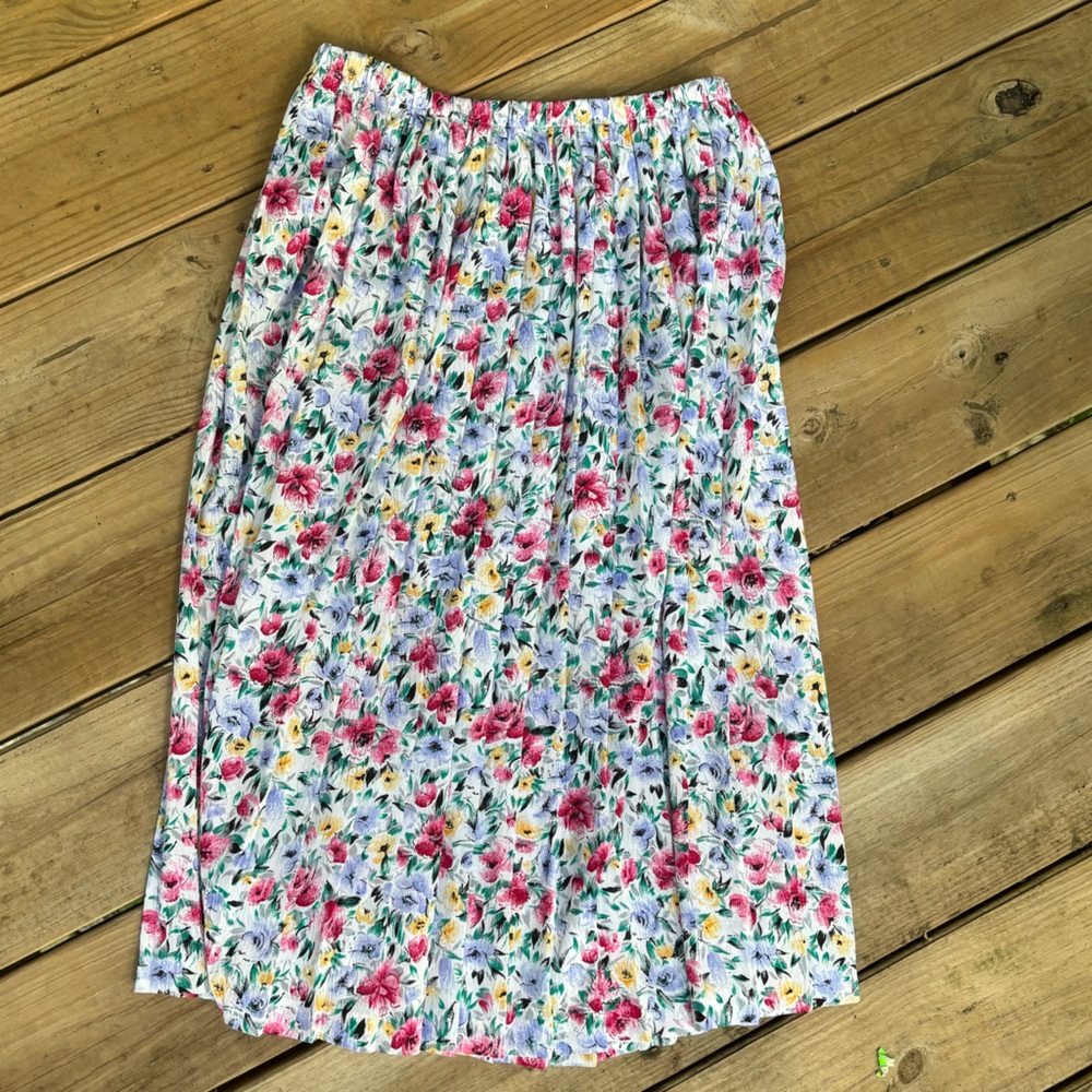 Vintage pleated skirt